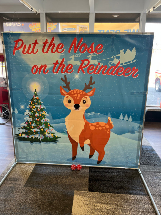 Put the Nose on the Reindeer